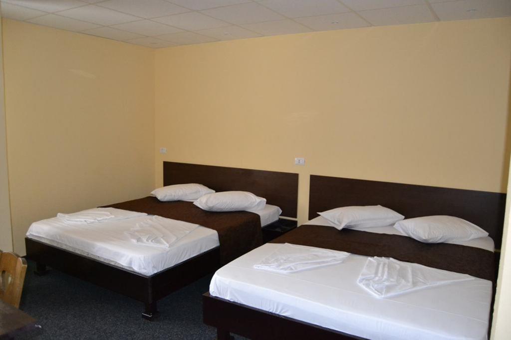 Casa Gorjeneasca Hotel ทาร์กู จิอู ห้อง รูปภาพ